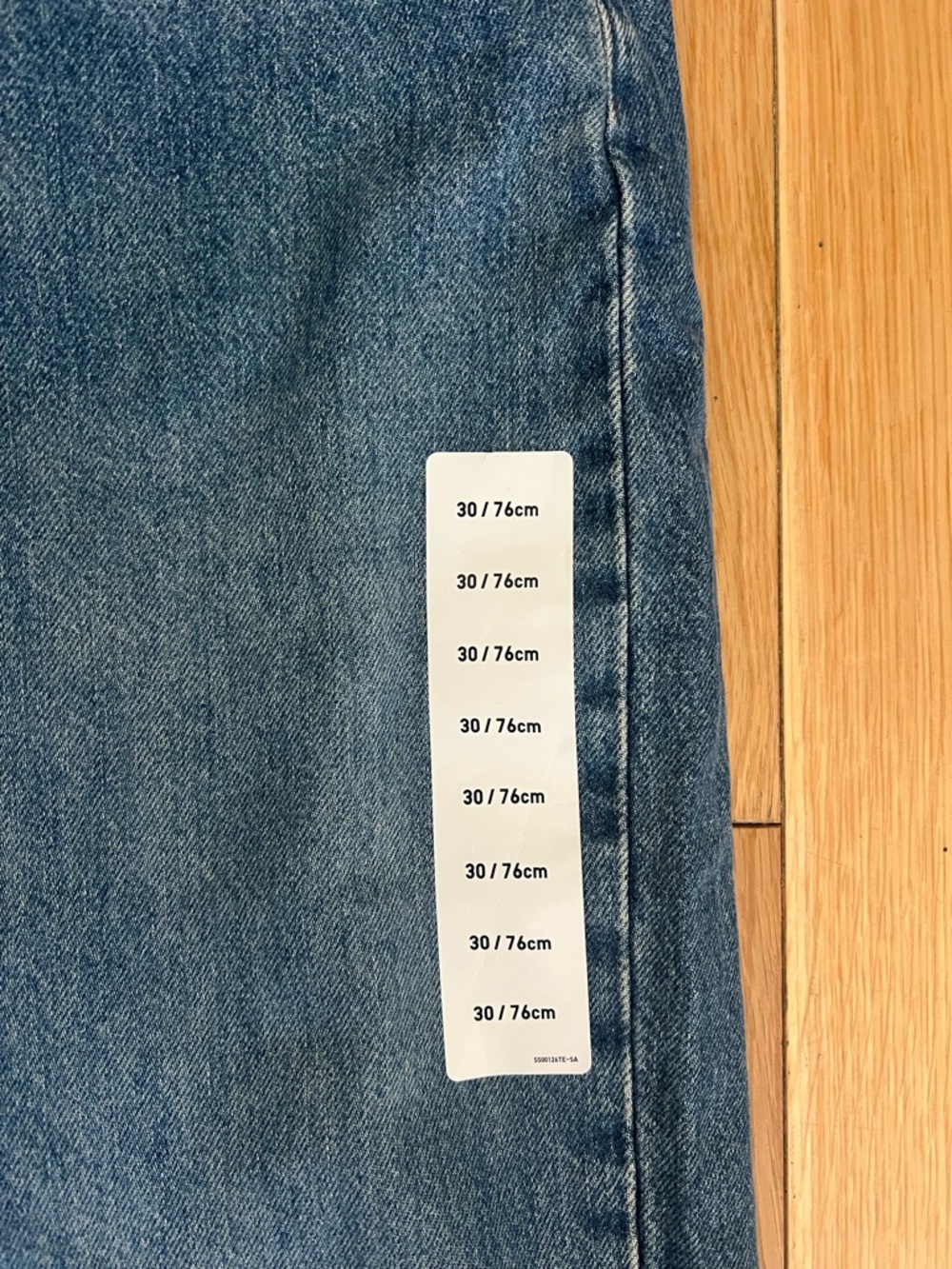 Uniqlo Light Blue Wide-Leg Jeans - Picture 2 of 4
